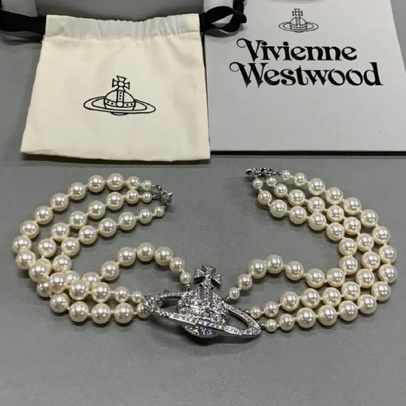 Vivienne Westwood Women's Three Row Pearl Choker - Platinum/Crystal - Picture 5 of 6